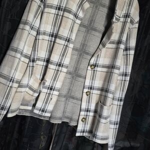Tahari Plaid Cardigan Sweater in Cream, Tan & Black